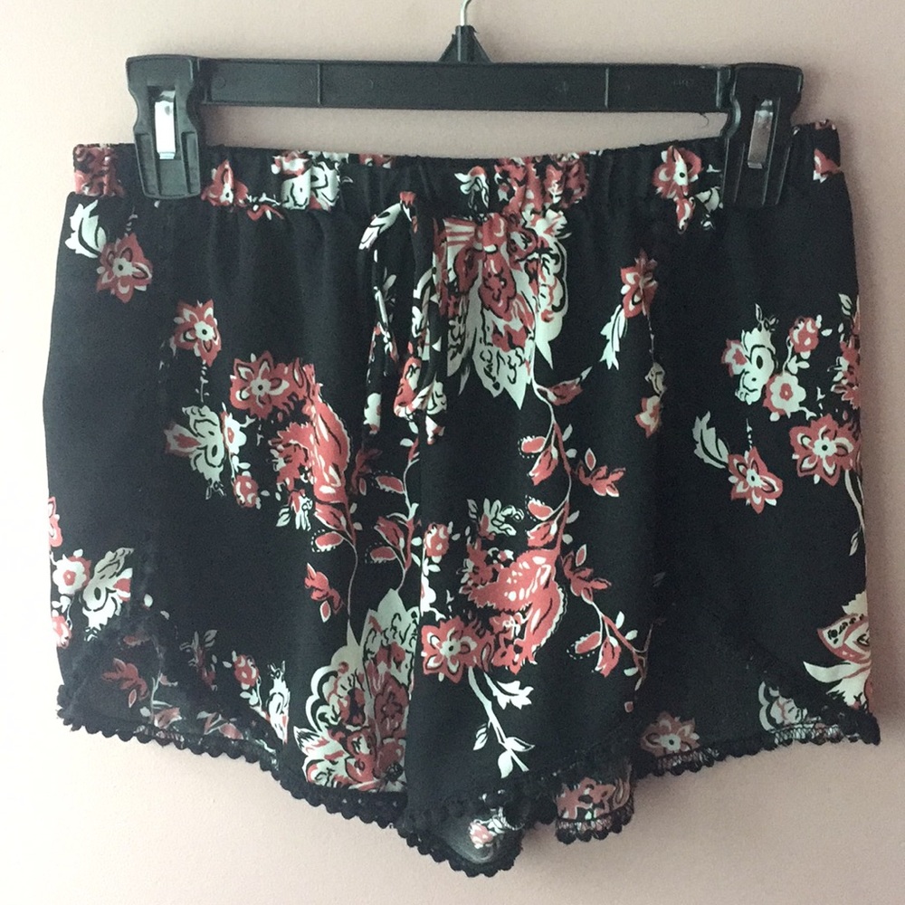 Charlotte Russe flowy shorts